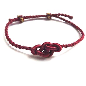 Burgundy Infinity Knot Bracelet - Handmade Macramé Friendship Bracelet - Adjustable Celtic Knot String Bracelet - Minimalist Jewelry