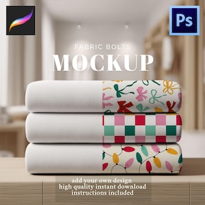 Puede incluir: Imagen de maqueta de tres rollos de tela, cada uno con una base blanca y un diseño estampado. Los diseños incluyen lazos, un diseño a cuadros y luces navideñas. El texto "FABRIC BOLTS MOCKUP" se muestra encima de los rollos, con texto adicional debajo.
