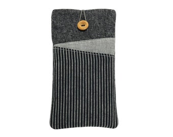 Grey pinstripe mobile pouch. Custom sizes. iPhone 15 Pro, Samsung Galaxy S24, Oneplus, Pixel, Motorola. Padded phone sleeve bag.