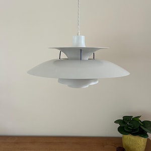 Vintage Louis Poulsen PH5 pendant lamp - Danish design - midcentury - Poul Henningsen