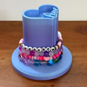 Blueberry Bubblegum 3D Printed Heart Bracelet Holder – “Love” Jewelry Stand – Swiftie Inspired Display