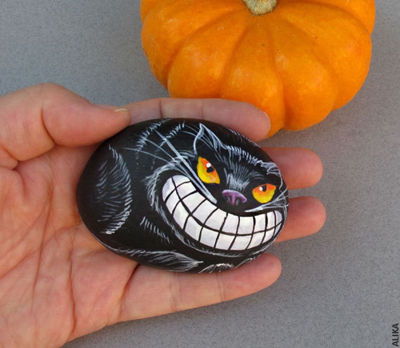 Halloween Black Cat Hand Painted rock Painted stone decoration image 3