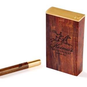 Minimalist Dugout &quot;M1&quot; di Ukiyohi con tappo in metallo autobloccante e tubo in legno e ottone abbinato. Incisione opzionale su dugout o one-hitter
