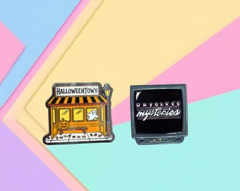Magnetic Needle Minders, Nostalgic Fridge Magnet, Dorm Whiteboard Magnet - Spooky TV
