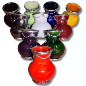 Moroccan Mini Vase - Small Ceramic Flower Pot in 10 Colours - Handmade Home Decor - Traditional Pottery - Decorative Artisanal Tableware