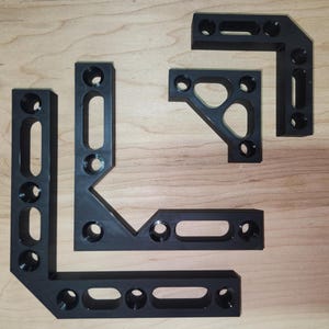 90 Degree Corner Clamping Square
