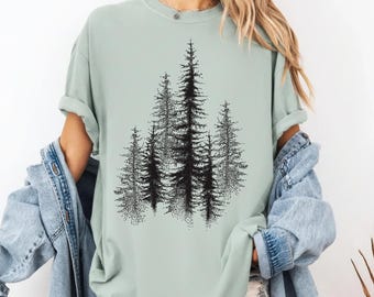 Forest Silhouette T-Shirt - Kiefernwald-Grafik-T-Shirt, Naturliebhaber-Shirt, Minimales Outdoor-Unisex-Oberteil