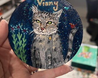 Adorno personalizado con retrato de mascota: Figura de perro pintada a mano en madera (adorno de 7,6 cm).