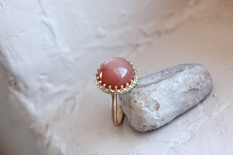 Peach Moonstone Crown Engagement Ring Romantic 14K Yellow Gold Bridal Setting Dusky Antique Rose Pink Round Cabochon Band Peach Princess image 2