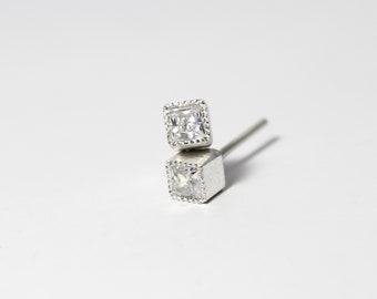 Sparkly White CZ Silver Stud Earrings Square Glitter Milgrain Edge Beaded Bezel Bright Bridesmaid Gift Bridal Accessory - Glitzerwürfelchen