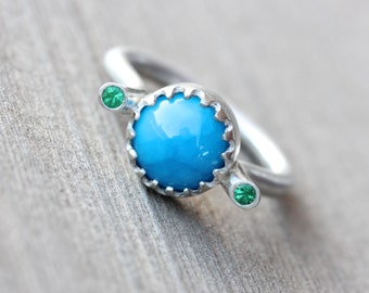 Water Blue Opaque Apatite Emerald Ring Modern Silver Summer Fountain Green Scalloped Bezel Bright Fresh Gift Idea Statement Design - Fontana