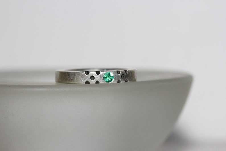 Bright Green Emerald Dot Ring Hammered Sterling Silver Rustic Boho Modern Fresh Vibrant Black May Birthstone Gift Idea Stackable Frog Dots image 4