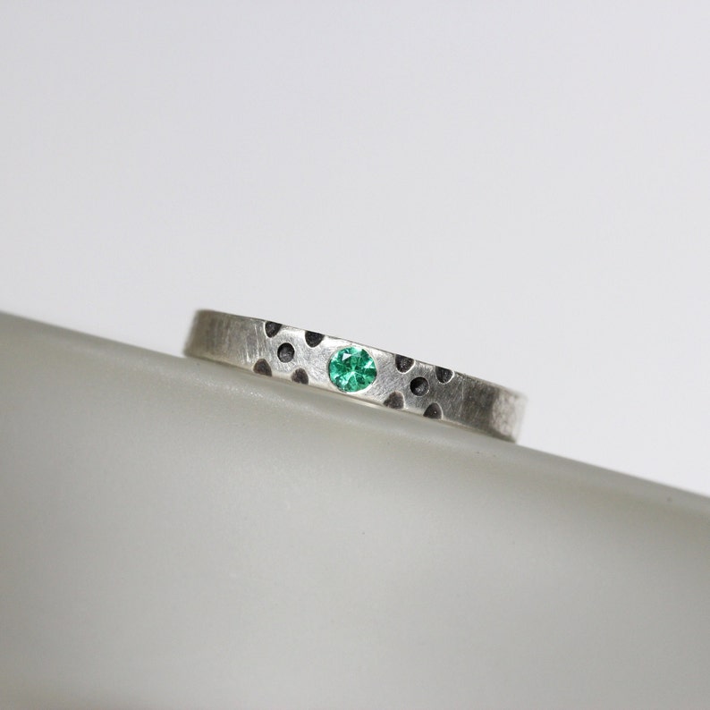 Bright Green Emerald Dot Ring Hammered Sterling Silver Rustic Boho Modern Fresh Vibrant Black May Birthstone Gift Idea Stackable Frog Dots image 1