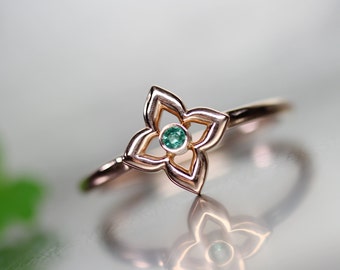 Lucky Clover Green Emerald 14k Rose Gold Ring Saint Patrick's Day Gift Idea Her Delicate Genuine Gemstone Band May Birthstone - Glücksklee