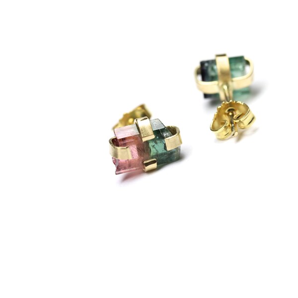 Luxurious Mismatched Stud Earrings Rough Watermelon Tourmaline 18K Gold - Melon de Luxe