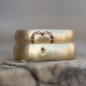 Luxurious Wedding Band Set 18K Yellow Gold Diamond Cognac Rust Heart Modern Warm Romantic Matching Rings Bridal Set Hers and His - Love Glow