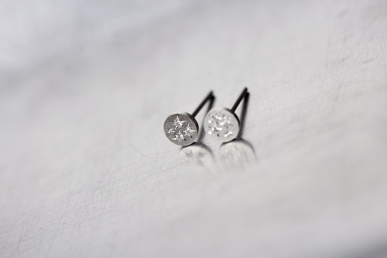 Delicate Tiny 6 Diamond Starburst Stud Earrings Silver Cosmic Sparkle Gray Twinkle Cute Inspirational Graduation Gift Idea Dreisternchen image 3