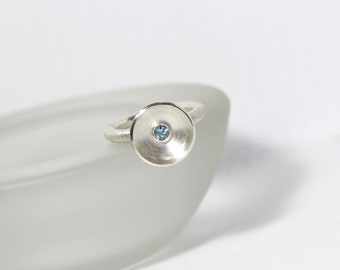 Minimalistic Kinetic Aquamarine Cup Ring Moveable Pale Blue Gemstone Bezel Set Circulating Bowl Playful March Birthstone Band - Sky Basin