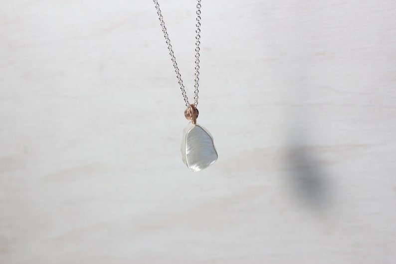 Rough Rose Quartz Crystal Necklace Silver 14K Rose Gold Romantic Drop Heart Bezel Pendant Raw Pink Pastel Madagascar Gemstone Rosentropfen image 7