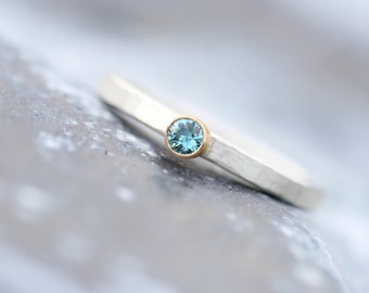Simple Modern Engagement Ring Ice Blue Zircon Silver 18K Yellow Gold Small Faceted Genuine Gemstone White Bridal Band Sunshine - Eispunkt