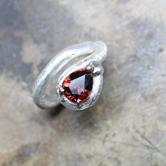 custom design couple ring tamil... - AR Razak Gems Jewellers | Facebook