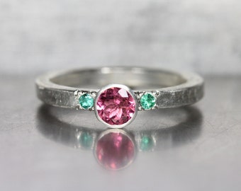 Pink Tourmaline Green Emerald Engagement Ring Silver Modern Spring Summer Wedding Cherry Blossom Fairy Rustic Boho Bridal Band - Kirschfee