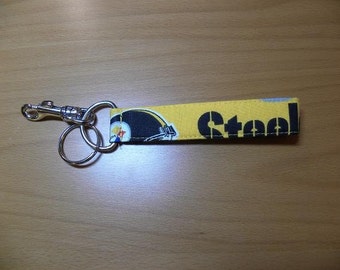 Pittsburgh Steelers Gold Keychain Fob - narrow