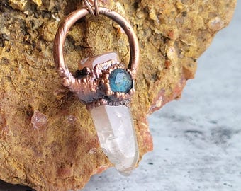 Red Phantom Quartz & Kyanite Copper Pendant Necklace