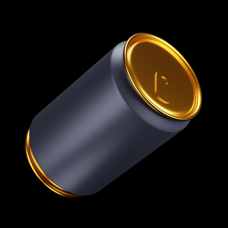 Op de afbeelding: Een donkergrijze aluminium drankblik met een goudkleurige boven- en onderrand. De blik is schuin geplaatst en toont het strakke, metalen ontwerp tegen een zwarte achtergrond. De bovenkant heeft een treklipje.
