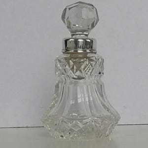 Antique Lesser & Sons Ltd. London- Birmingham Silver With  Crystal Top Perfume Bottle Ca. 1914