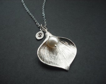 Sterling Silver chain - personalized initial Calla Lilly necklace