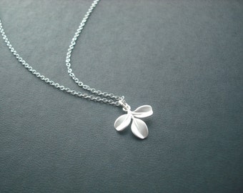 Sterling Silver chain - tiny leaf necklace