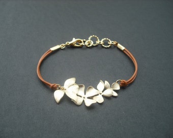 Matte Gold Fourfold Wild Orchid flowers Bracelet