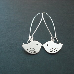 love birds earrings - matte white gold plated and kidney earwire