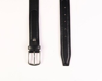 Cintura in pelle Salvo: durevolezza artigianale e design senza tempo