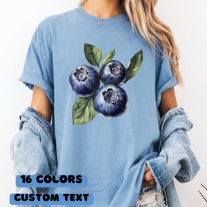 Blaubeer-Shirt Komfortfarben, Beeren-Shirt, Beerenliebhaber-Shirt, Obst-T-Shirt, Blaubeer-Druck-Hemd, Garten-Liebhaber-Geschenk, Blumengrafik-Hemd