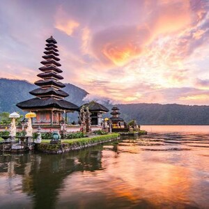 Digital Book And Travel..( Bali Wellness Guide )