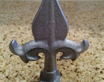 Antique Vintage Black Cast Iron Wrought Iron Fence Post Finial Fleur De Lis