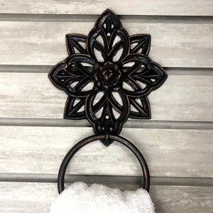 Iron Towel Ring | Medallion | Pick Your Color | Cast Iron Towel Ring | Towel Hanger | Shabby Chic Bathroom | Fleurdelisjunkie
