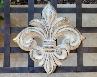 Fleur de Lis Wall plaque | PICK YOUR COLOR | Old World, Tuscan, French Country, Medieval Home Decor. Royal Queen King | FleurDeLisJunkie |