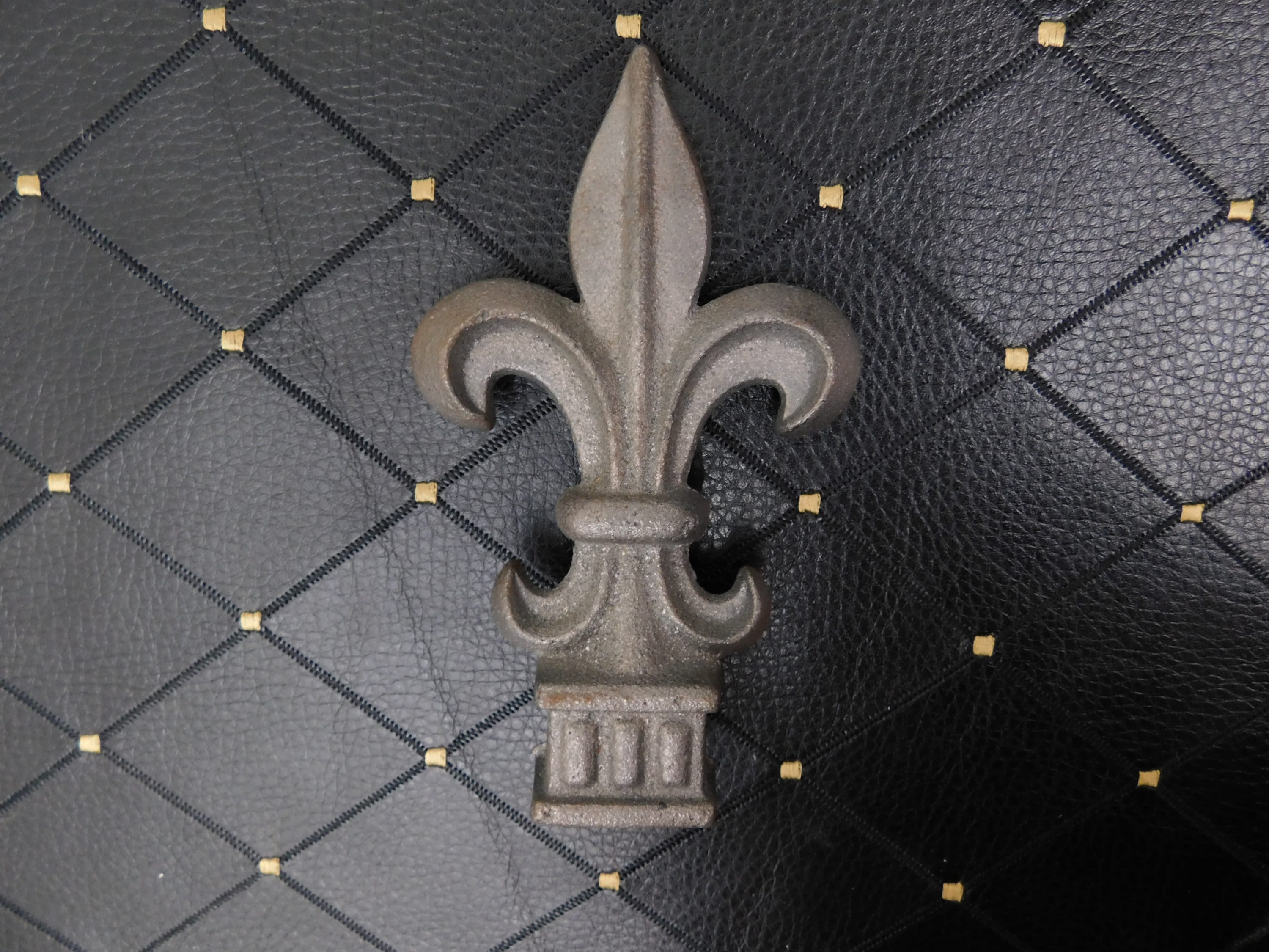 Cast Iron Fleur De Lis Finial| Pick Your Color | Fence Decor, French Country Home Garden Backyard Fencing Supplies Top Rail