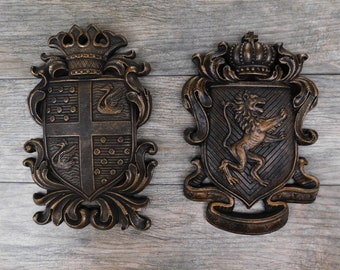 Set of 2 Shield wall plaques - PICK YOUR COLOR - Coat of arms wall decor Medieval Old World style | Fleur De Lis |