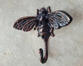 Cast Iron Bee Medallion Wall Hook - PICK YOUR COLOR - Queen bee Coat Hook, Towel hook, Hat Rack, Jewelry Hook, Organization Iron wall