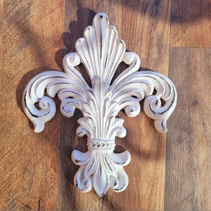 Fleur de Lis Wall plaque - PICK YOUR COLOR - Old World, Tuscan, French Country, Medieval Home Decor, acanthus leaf design