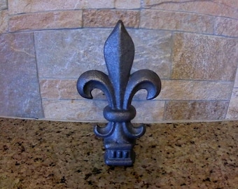 Cast iron | fleur de lis finial | PICK YOUR COLOR | Fencing Finials | Supplies | Medieval | French Country | Farmhouse | FleurDeLisJunkie