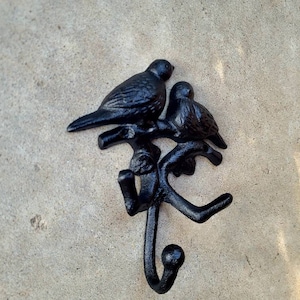 Birds Wall Hooks - PICK YOUR COLOR - Love Birds Coat Hook, Towel hook, Hat Rack, Jewelry Hook, Organization Iron wall decor. Nature bathroom
