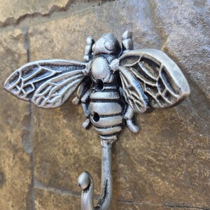 Cast Iron Bee Medallion Wall Hook - PICK YOUR COLOR - Queen bee Coat Hook, Towel hook, Hat Rack, Jewelry Hook, Organization Iron wall