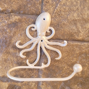 Octopus Toilettenpapierhalter, TP Halter, Toilettenpapierhalter, Shabby Chic Wandhaken, Strandhaus, Haus am See Badezimmer Dekor, Badewannenzubehör