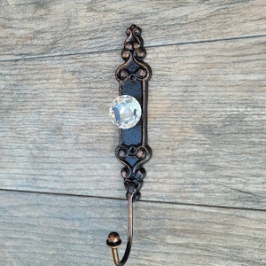 Door knob Wall Hook | PICK YOUR COLOR | Shabby Chic | Cast Iron Wall coat Rack | Wall Hanger | FleurDeLisJunkie | Farmhouse | Crystal Look