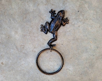 Frog Towel Hook, Bathroom Towel Hanger, Nature, Wall Hook towel ring| Iron Frog Towel Holder | Metal Bath hardware | Powder room decor